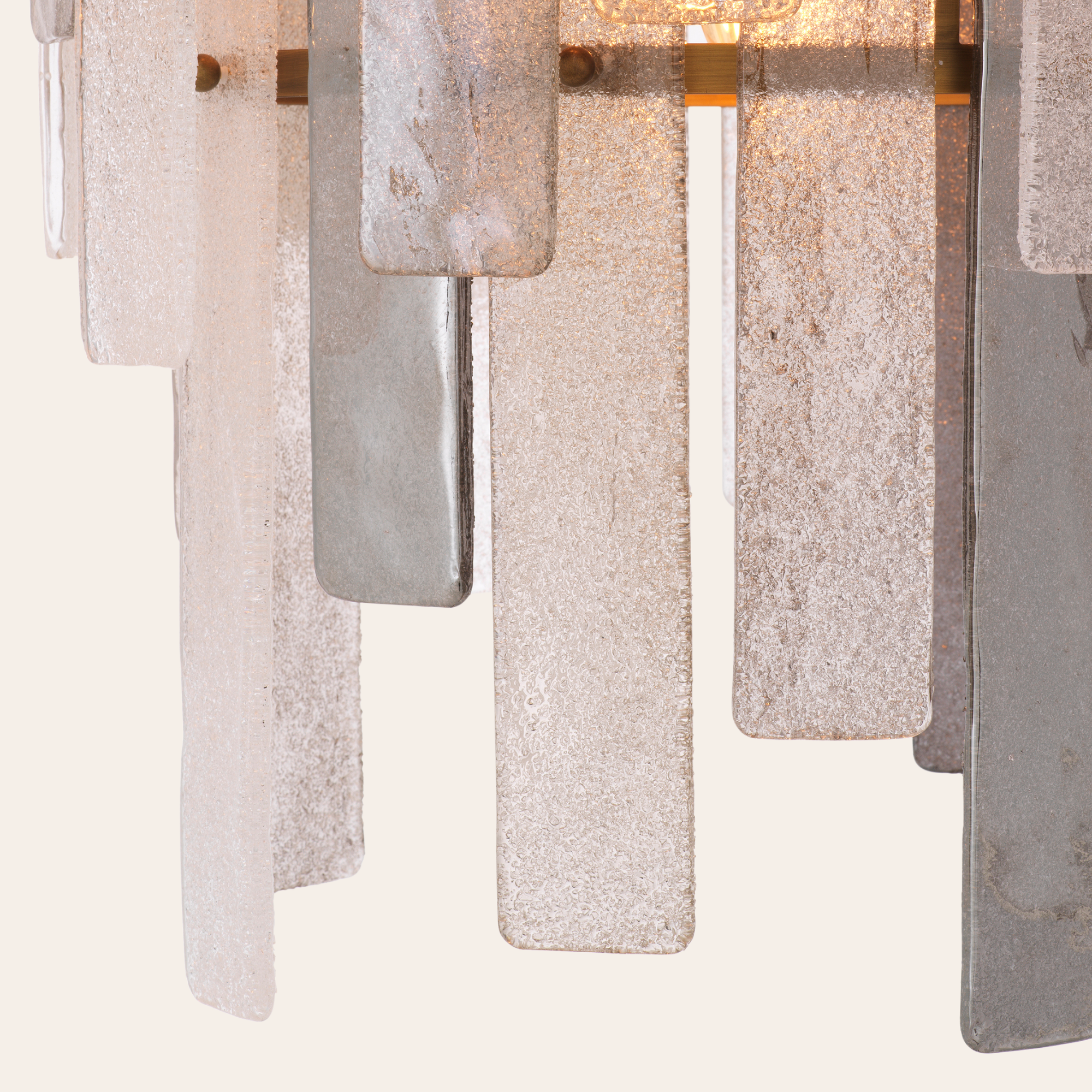 Eichholtz Greyson Kroonluchter Eettafel | Antiek Messing, Handgeblazen Glas