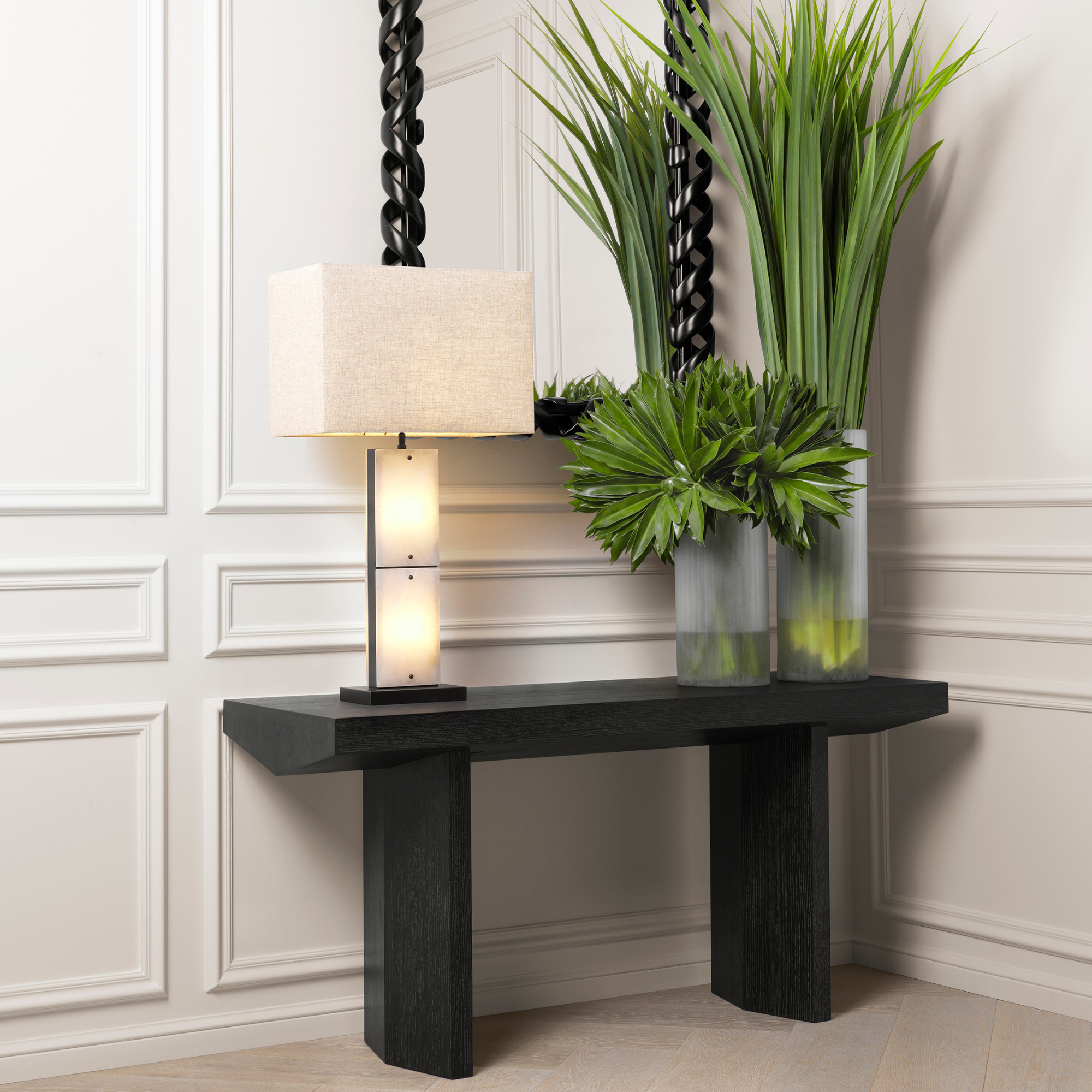 Eichholtz Ortiz Tafellamp | Alabaster, Bronze Highlight