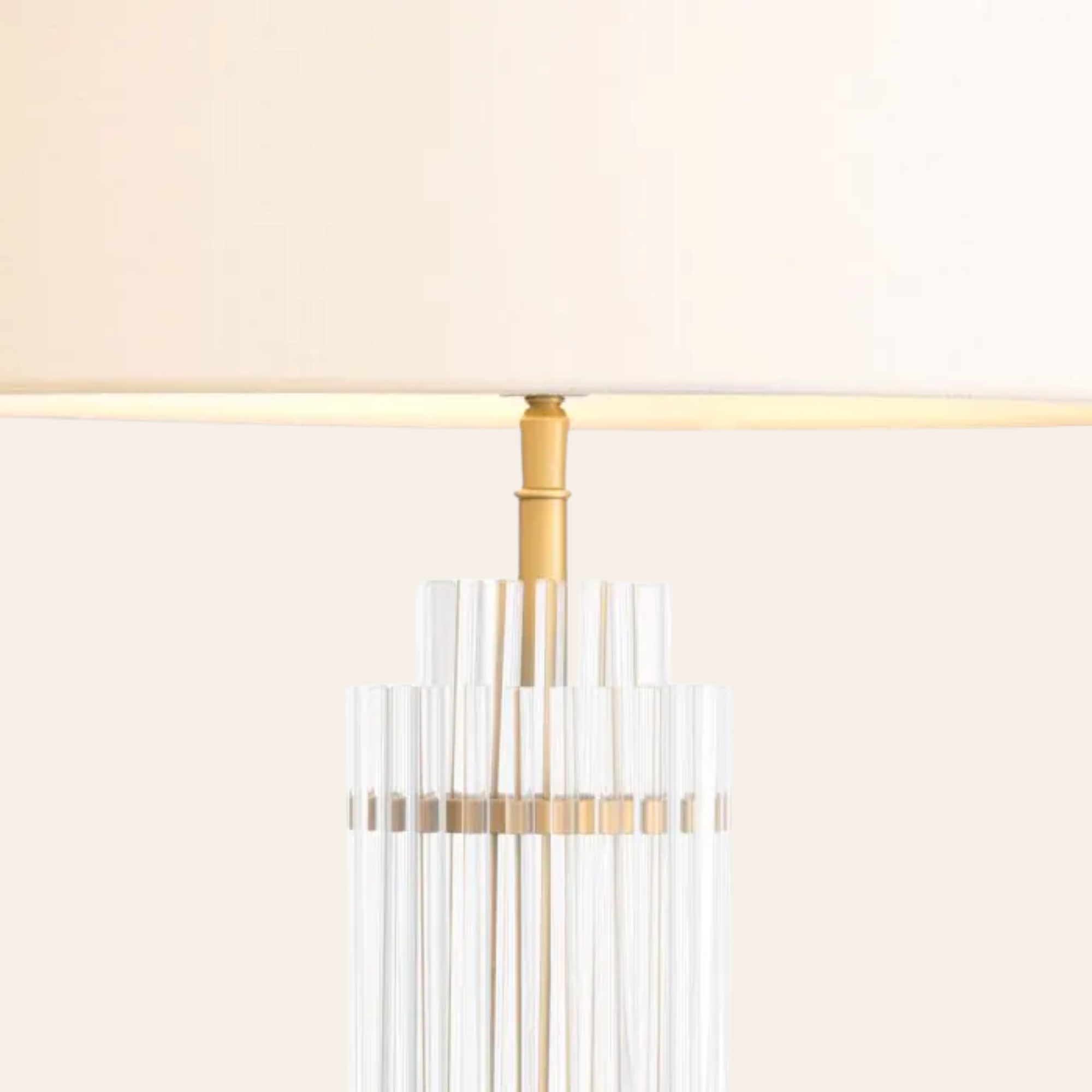 Eichholtz East Tafellamp | Antiek Messing, Helder Glas
