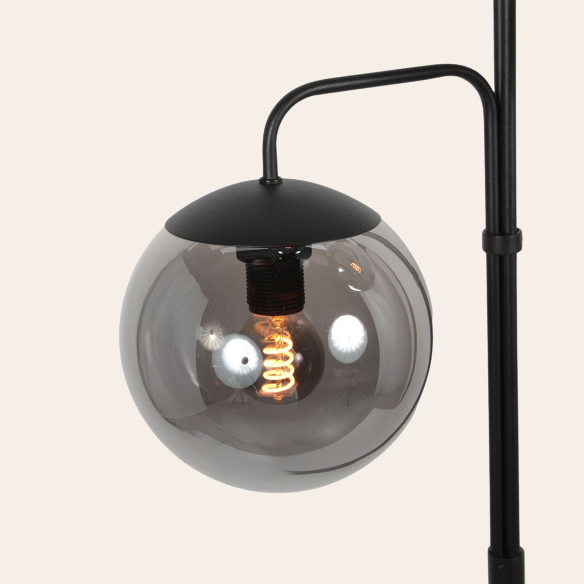 Steinhauer Bollique Vloerlamp | Zwart Metaal, 3-Lichts Smoke Glas voor Woonkamer Steinhauer