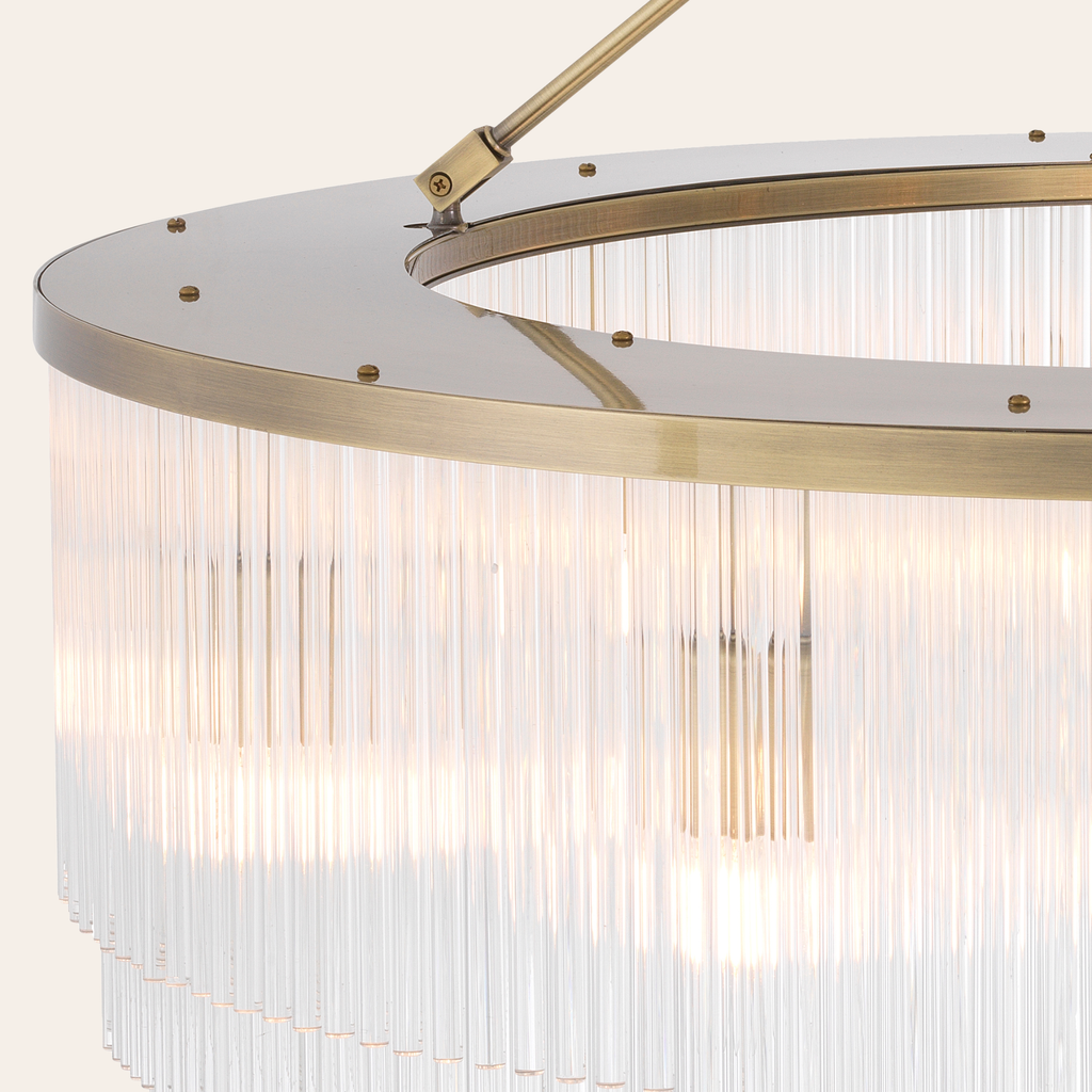 Eichholtz Hector Kroonluchter L| Licht Geborsteld Messing, Moderne Elegantie
